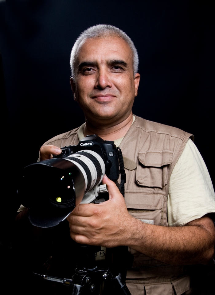 <img src="capt suresh sharma with camera.jpeg" alt="camera and photography are now integral part of Capt suresh sharma">   